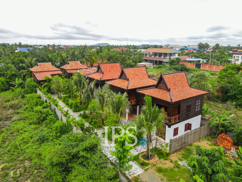 6 Wooden House Compound For Rent - Sangkat Siem Reap, Siem Reap