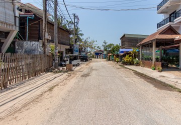 19 Bedroom Guesthouse For Sale - Sala Kamreuk, Siem Reap thumbnail