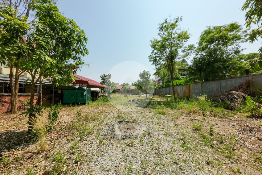 1,411 Sqm Commercial Land For Sale - Near National Road 6, Svay Dangkum, Siem Reap