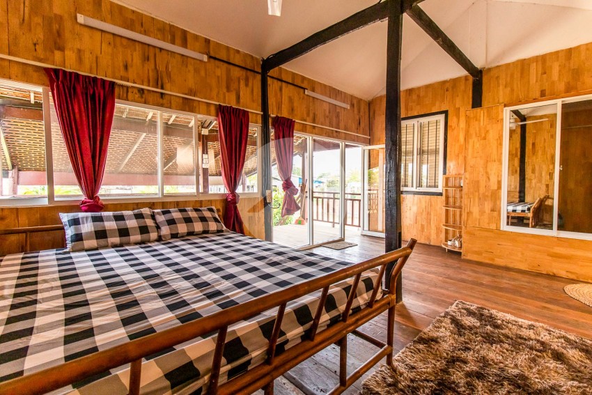 1 Bedroom Wooden House For Sale - Sangkat Siem Reap, Siem Reap