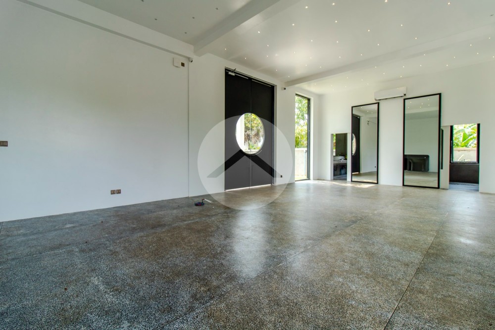 154 Sqm Office Space For Rent - Sangkat Siem Reap, Siem Reap - Image 4