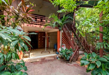 5 Bedroom Wooden House For Sale - Near Riverside, Sala Kamreuk, Siem Reap thumbnail