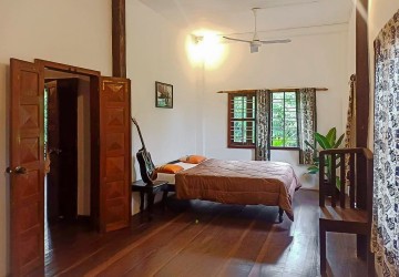 5 Bedroom Wooden House For Sale - Near Riverside, Sala Kamreuk, Siem Reap thumbnail