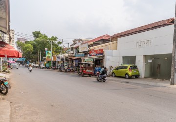 200 Sqm Retail Space For Rent - Phsar Daeum Thkov, Phnom Penh thumbnail