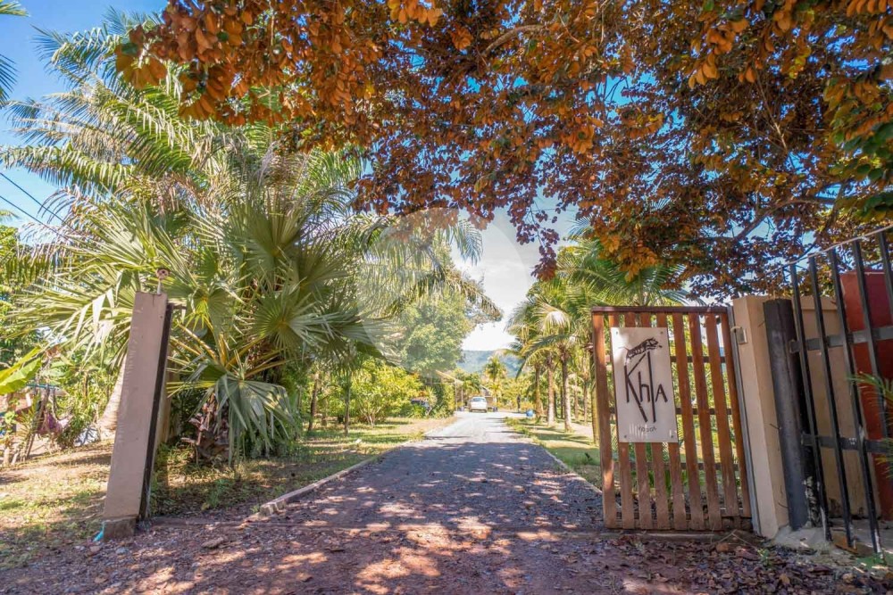 3,180 Sqm Land with 5-bedroom Luxury Villa For Sale in Kampot - Cambodia - Image 27