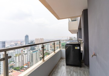 4 Bedroom Duplex Penthouse For Rent - BKK1, Phnom Penh thumbnail