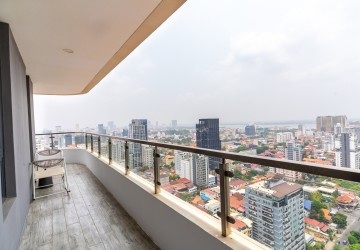 4 Bedroom Duplex Penthouse For Rent - BKK1, Phnom Penh thumbnail