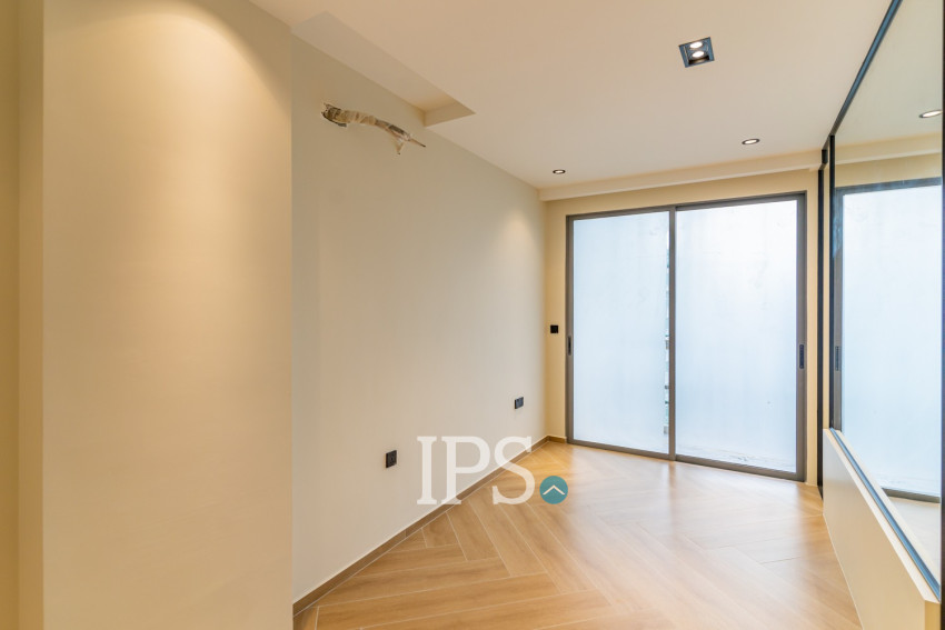 24th Floor-1 Bedroom Condo Type B3 For Sale - Time Square 306, BKK1, Phnom Penh