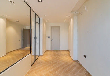 24th Floor 1 Bedroom Condo Type B3 For Sale - Time Square 306, BKK1, Phnom Penh thumbnail