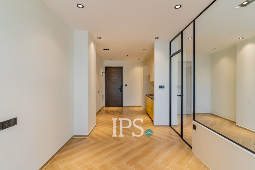 24th Floor 1 Bedroom Condo Type B3 For Sale - Time Square 306, BKK1, Phnom Penh