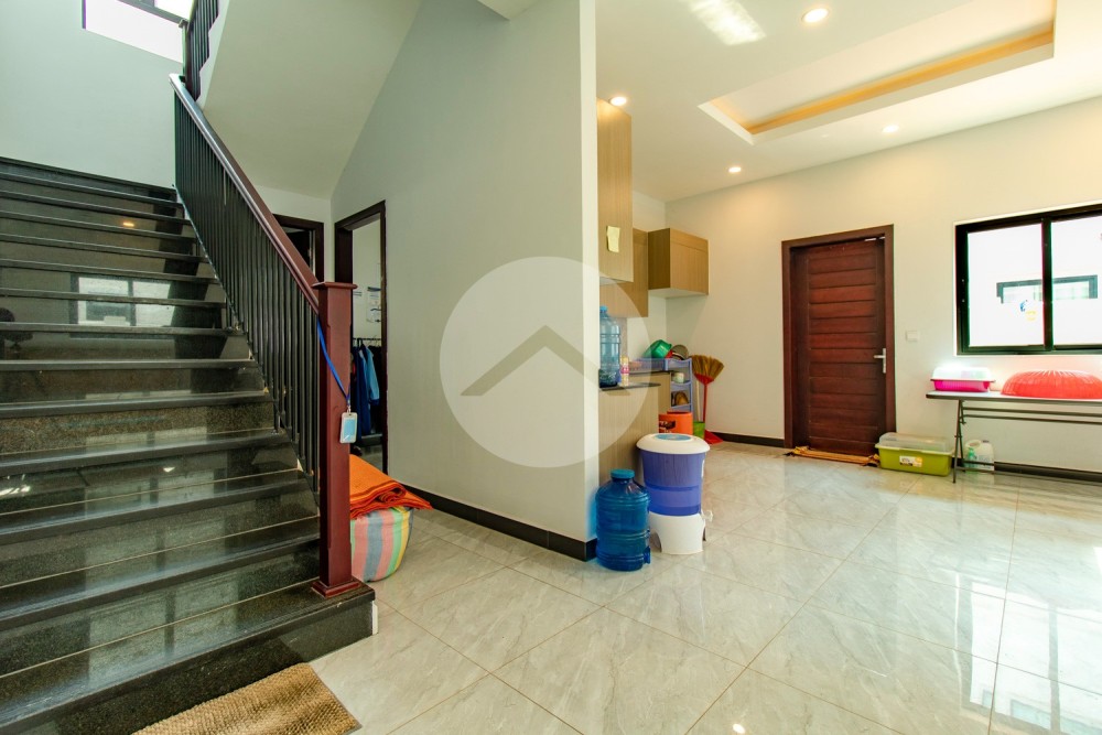 3 Bedroom Villa For Sale - Kandaek, Prasat Bakong, Siem Reap - Image 4