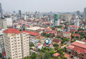4 Bedroom Commercial Villa For Rent - Boeung Kak 2, Phnom Penh thumbnail