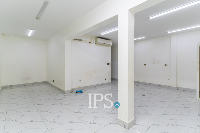 4 Bedroom Commercial Villa For Rent - Boeung Kak 2, Phnom Penh