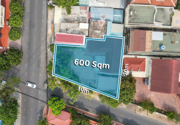 4 Bedroom Commercial Villa For Rent - Boeung Kak 2, Phnom Penh thumbnail