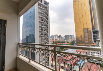 3 Bedroom Condo For Rent - Decastle Royal, BKK1, Phnom Penh thumbnail