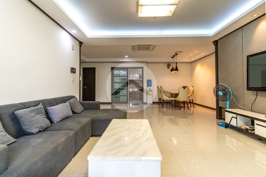 3 Bedroom Condo For Rent - Decastle Royal, BKK1, Phnom Penh