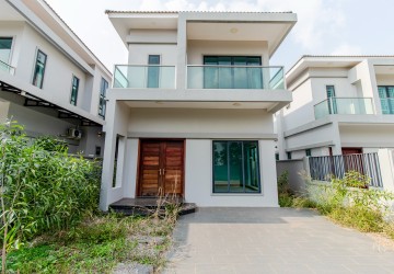 3 Bedroom Villa For Sale - Chreav, Siem Reap thumbnail