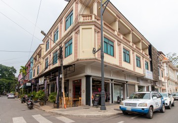 Pizza and Clothing Business For Sale - Svay Dangkum, Siem Reap thumbnail