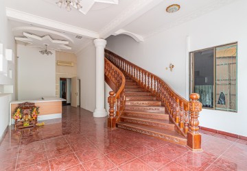 8 Bedroom Commercial Villa For Rent - BKK1, Phnom Penh thumbnail