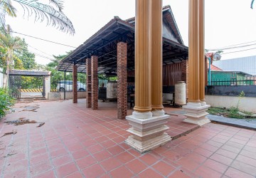 20 Bedroom Hotel For Rent - Sala Kamreuk, Siem Reap thumbnail