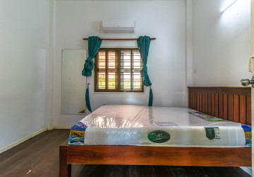 91 Sqm Office Space For Rent - Wat Damnak, Sala Kamreuk, Siem Reap thumbnail