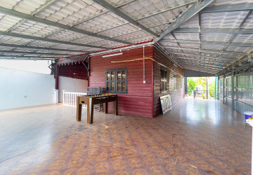 91 Sqm Office Space For Rent - Wat Damnak, Sala Kamreuk, Siem Reap thumbnail