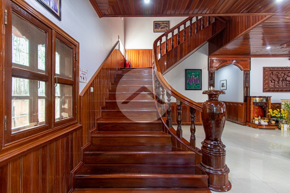 18 Bedroom Hotel For Rent - Svay Dangkum, Siem Reap - Image 8