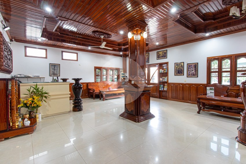 18 Bedroom Hotel For Rent - Svay Dangkum, Siem Reap