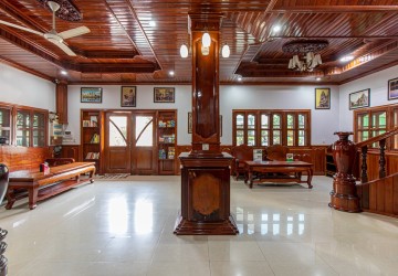 18 Bedroom Hotel For Rent - Svay Dangkum, Siem Reap thumbnail