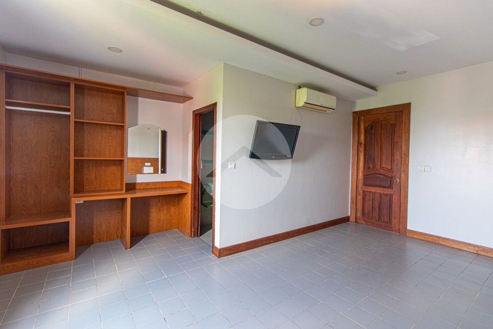 18 Bedroom Hotel For Rent - Svay Dangkum, Siem Reap - Image 49