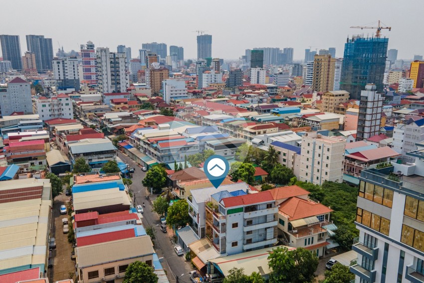 4 Bedroom Townhouse For Sale - Toul Tum Poung 2, Phnom Penh