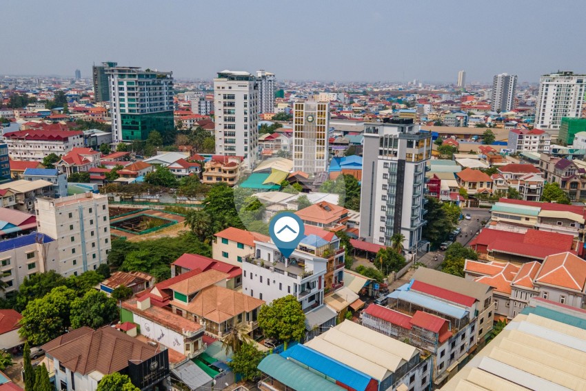 4 Bedroom Townhouse For Sale - Toul Tum Poung 2, Phnom Penh