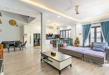 4 Bedroom Townhouse For Sale - Toul Tum Poung 2, Phnom Penh thumbnail