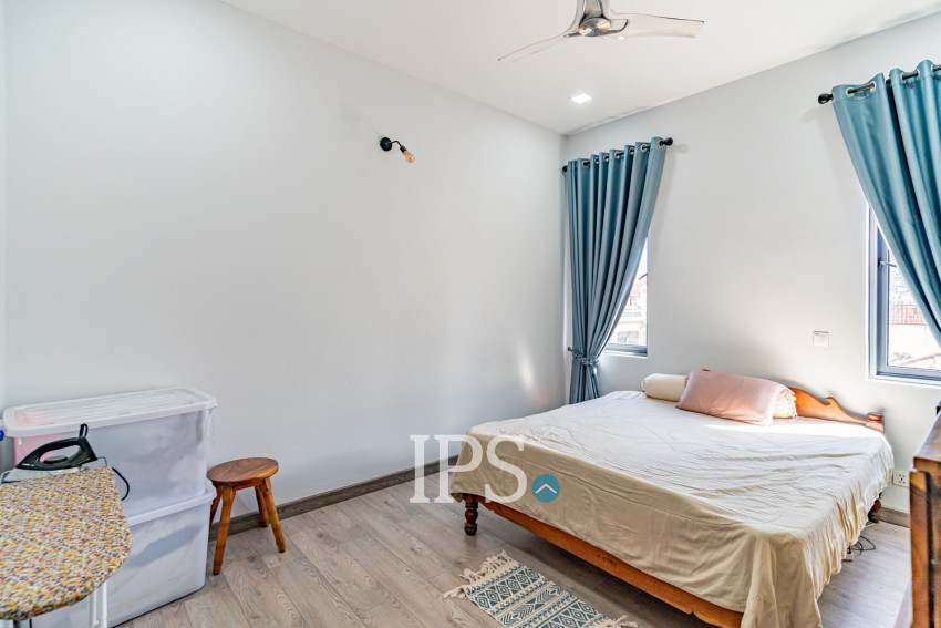 4 Bedroom Townhouse For Sale - Toul Tum Poung 2, Phnom Penh