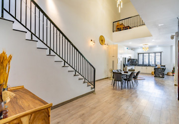 4 Bedroom Townhouse For Sale - Toul Tum Poung 2, Phnom Penh thumbnail