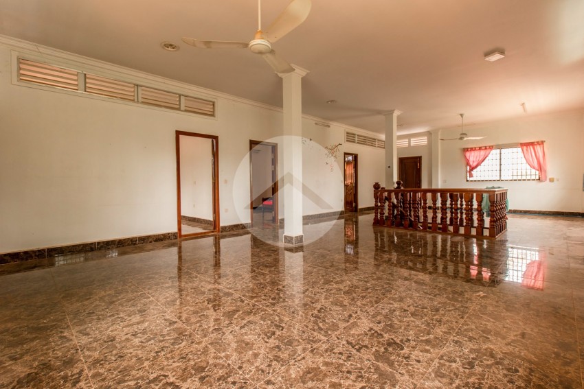 6 Bedroom Villa For Rent - Slor Kram, Siem Reap