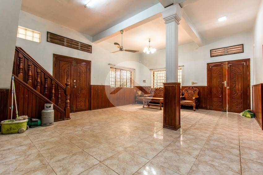 6 Bedroom Villa For Rent - Slor Kram, Siem Reap