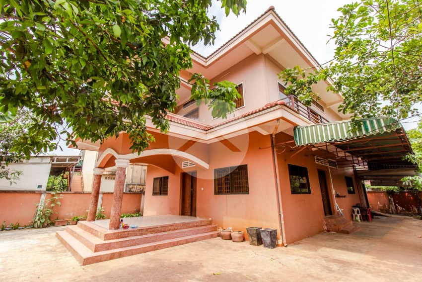 6 Bedroom Villa For Rent - Slor Kram, Siem Reap