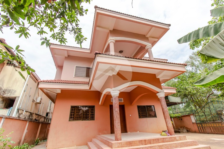 6 Bedroom Villa For Rent - Slor Kram, Siem Reap