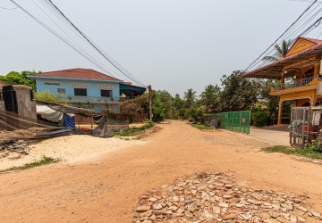 2 Bedroom House For Sale - Svay Dangkum, Siem Reap thumbnail