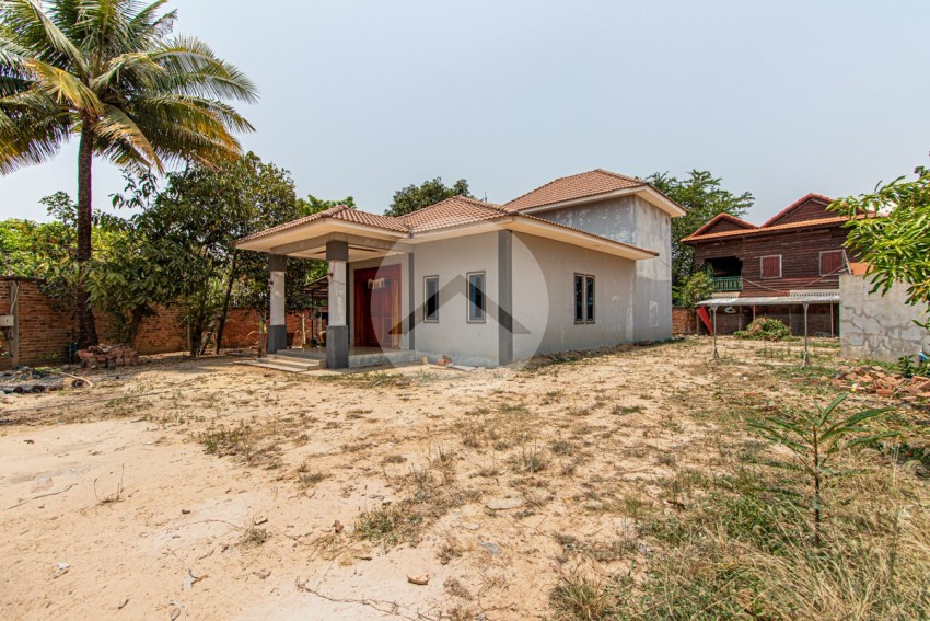 2 Bedroom House For Sale - Svay Dangkum, Siem Reap