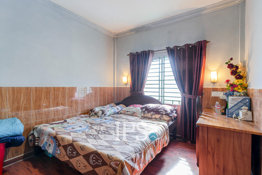 5 Bedroom House For Sale - Sala Kamreuk, Siem Reap