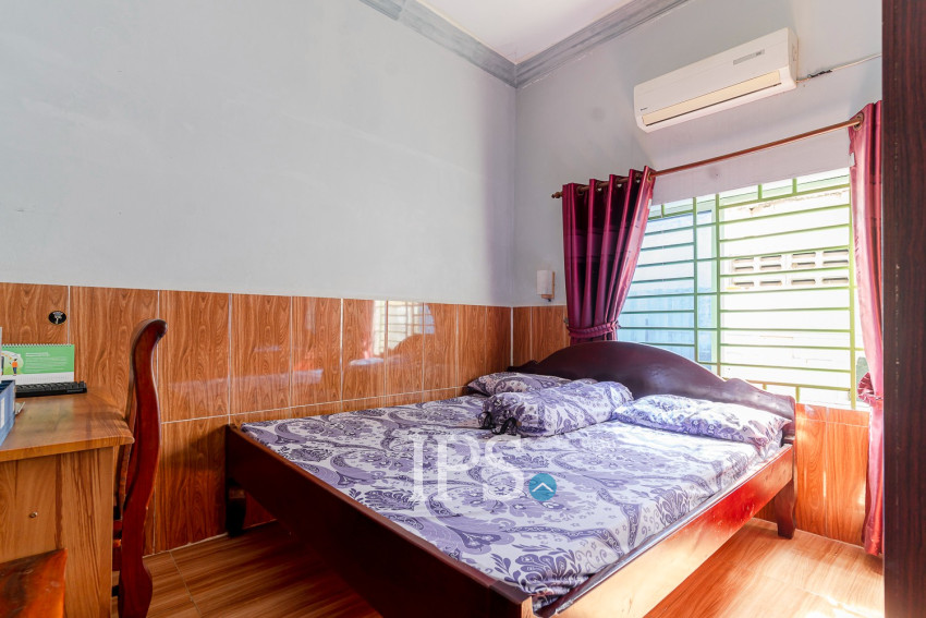 5 Bedroom House For Sale - Sala Kamreuk, Siem Reap