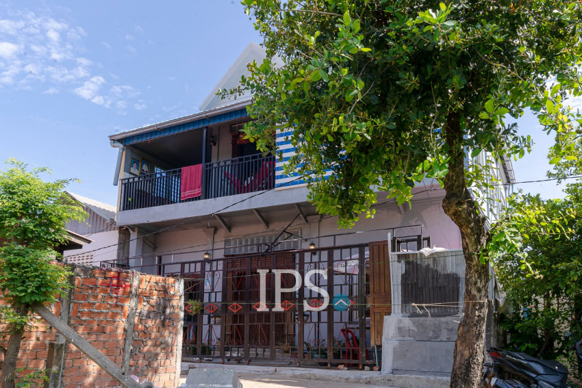 5 Bedroom House For Sale - Sala Kamreuk, Siem Reap