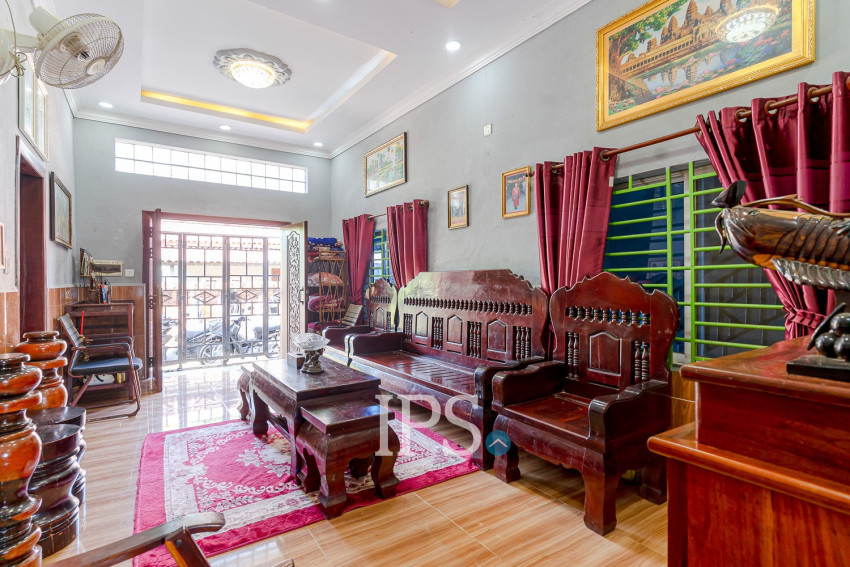 5 Bedroom House For Sale - Sala Kamreuk, Siem Reap