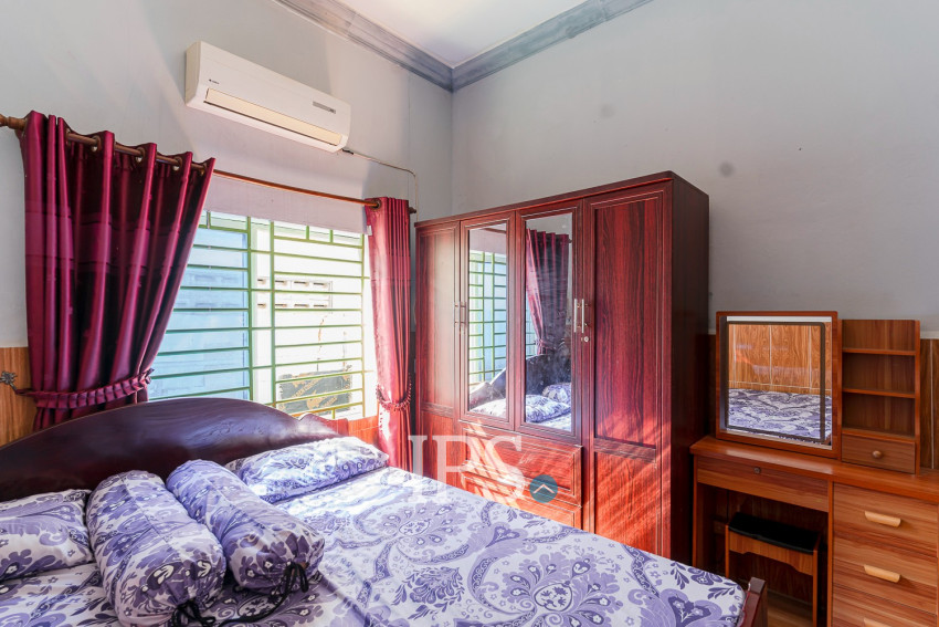 5 Bedroom House For Sale - Sala Kamreuk, Siem Reap