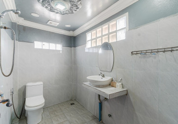 5 Bedroom House For Sale - Sala Kamreuk, Siem Reap thumbnail