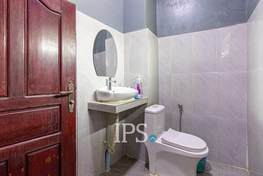 5 Bedroom House For Sale - Sala Kamreuk, Siem Reap