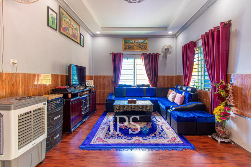 5 Bedroom House For Sale - Sala Kamreuk, Siem Reap