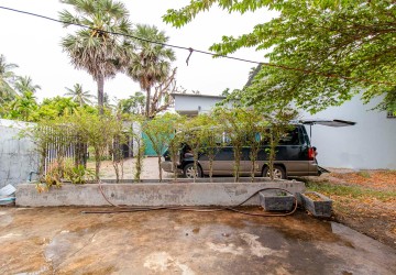 3 Bedroom House Compound For Rent - Sangkat Siem Reap, Siem Reap thumbnail